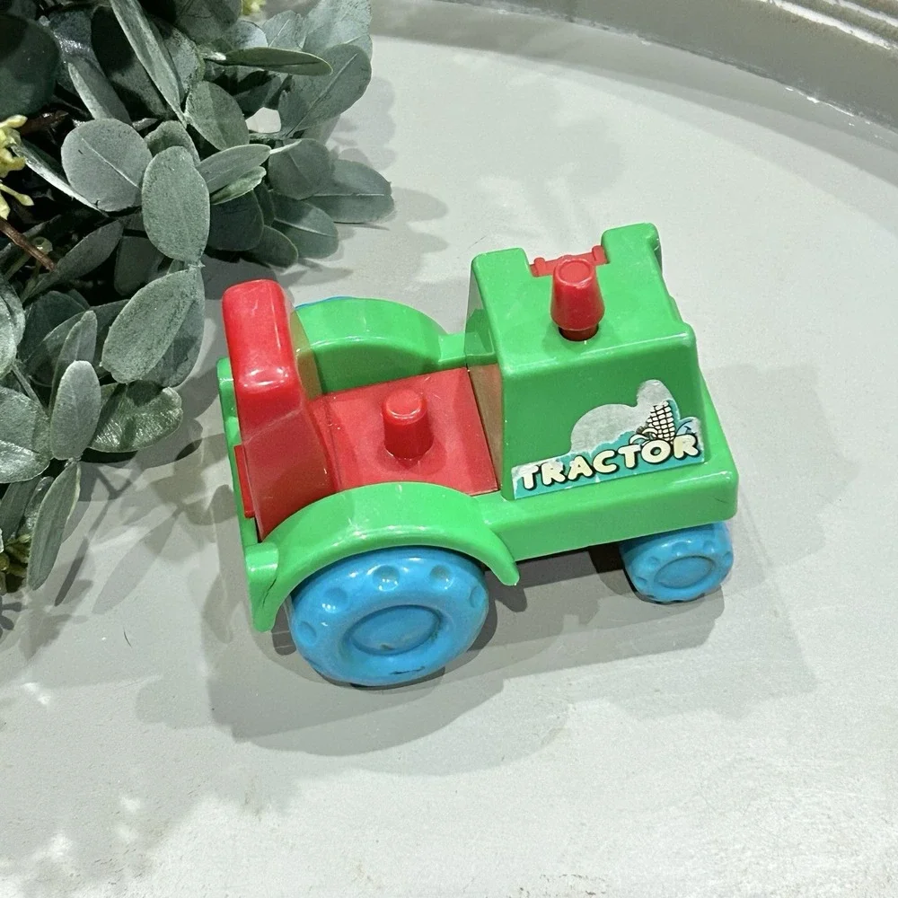 Vintage 1981 Playworld Toys‎ Farm Barn *Tractor Only* Fischer Price